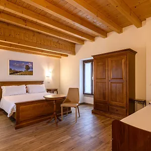  Bed and breakfast Il Glicine Ristorante Italia