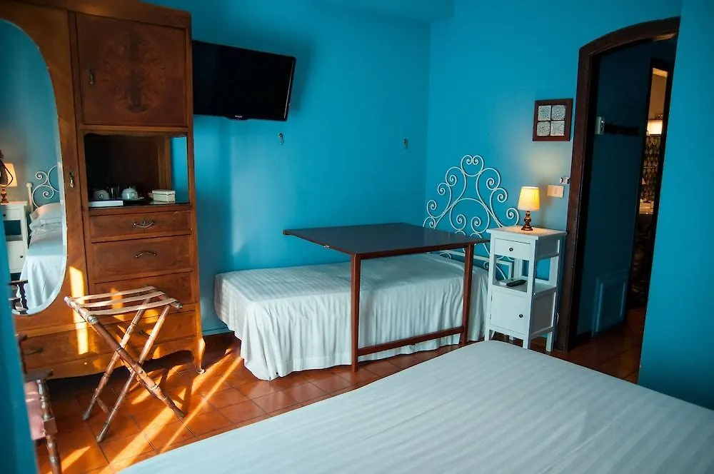 Hotel Palladio Giardini-Naxos 3*,